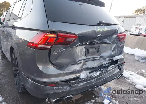 2020 Volkswagen Tiguan 2.0T Se/2.0T Se R-Line Black/2.0T Sel из США, поврежденный, VIN 3VV2B7AX3LM070781